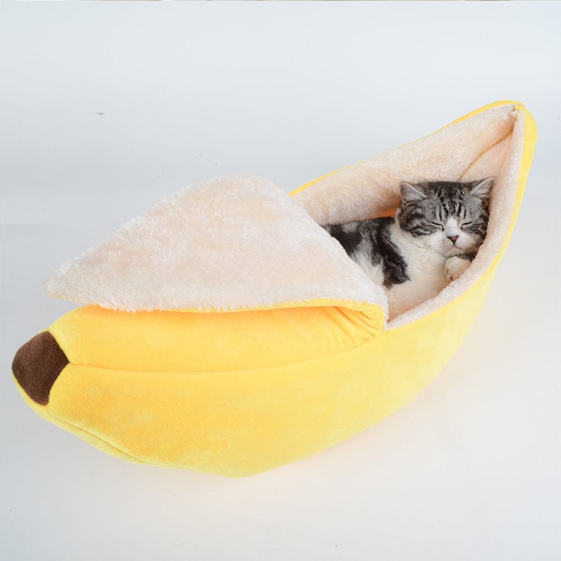Cute Banana Pet Bed – Soft, Warm & Adorable Sleeping Spot for Your Furry Friend - Cindy Pomeranian